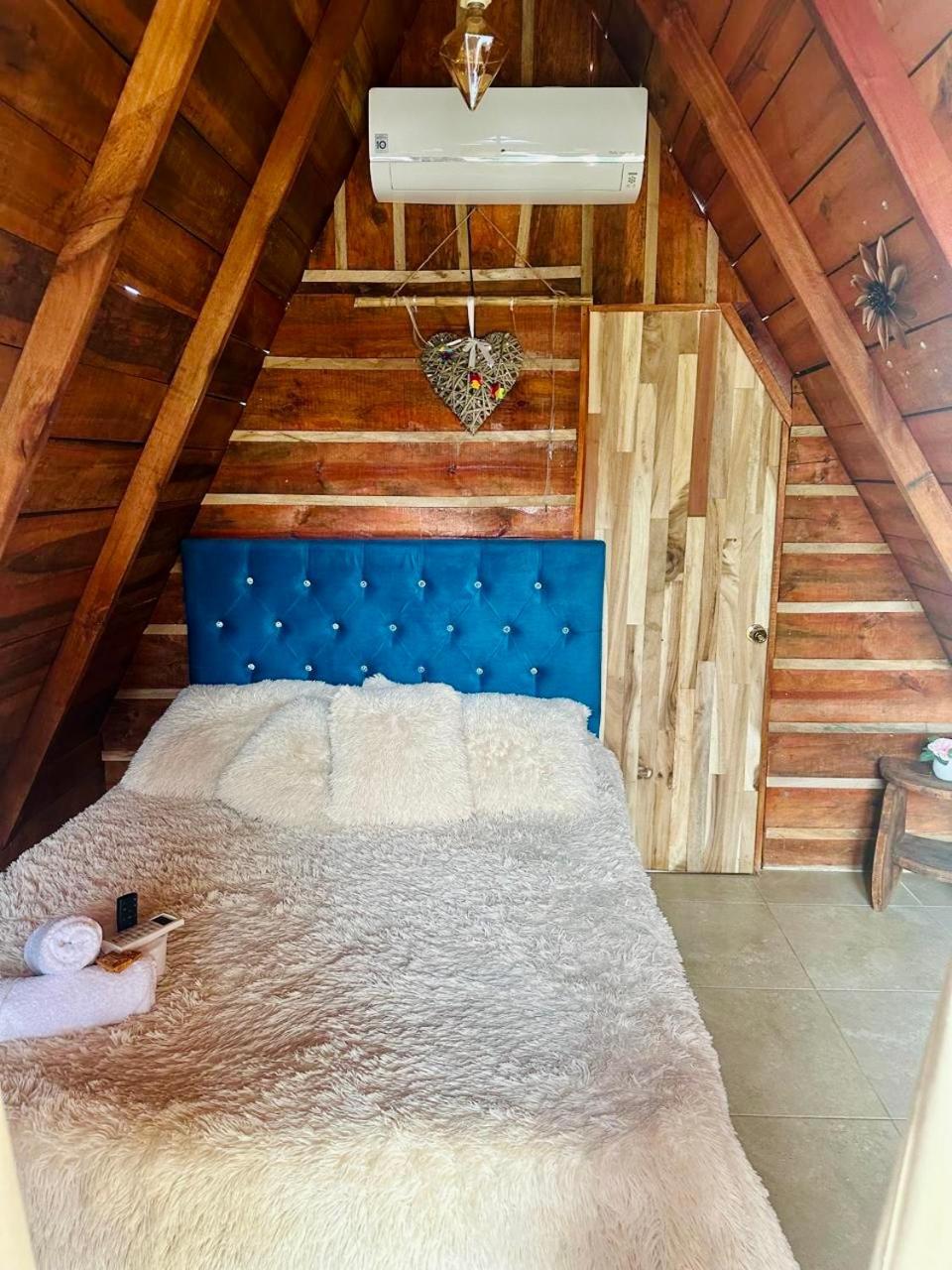 Hotel Luna Azul Tatacoa วิลญาเวียคา ภายนอก รูปภาพ